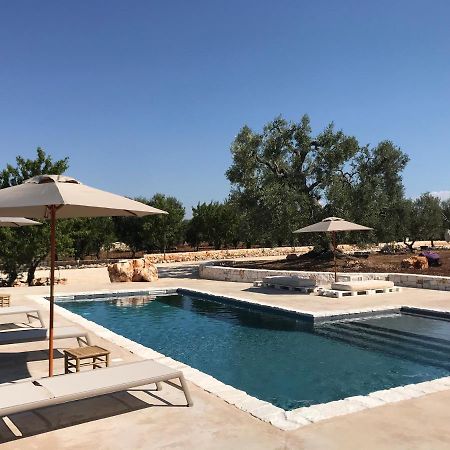 Villa Dominique Relax A Pochi Kilometri Dal Mare Carovigno Exterior foto